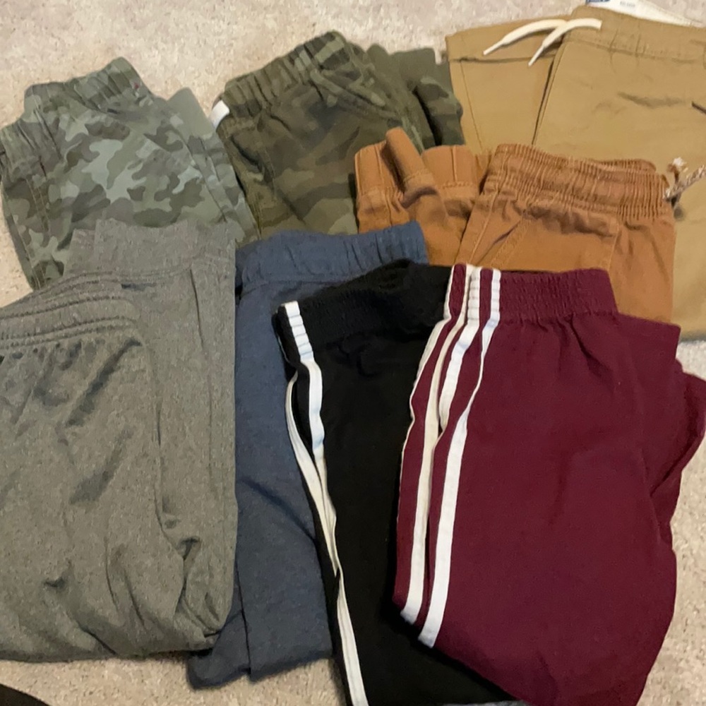 Boy 5t joggers/pants